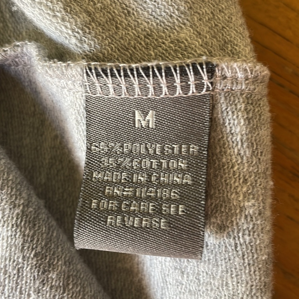 Retro-ology Sweater - Picture 6 of 6